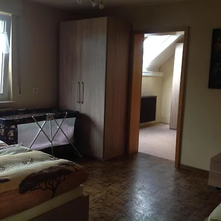 Holiday home In Kalterherberg Mit Terrasse, Grill Und Garten