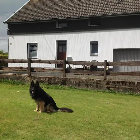 Casa vacanze In Kalterherberg Mit Terrasse, Grill Und Garten *