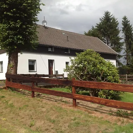 In Kalterherberg Mit Terrasse, Grill Und Garten